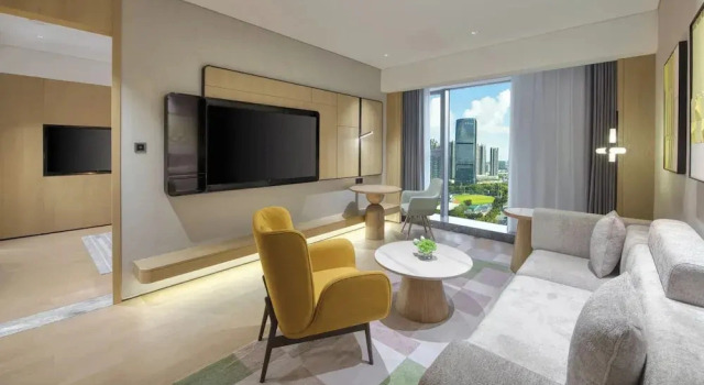 Двухместный люкс с видом на город Holiday Inn Shenzhen Nanshan by IHG