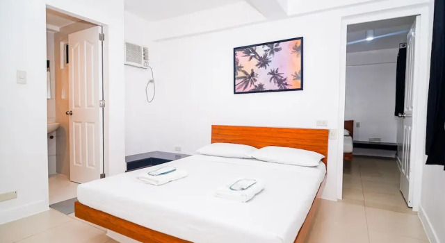 Camera Deluxe CJS Boracay Joint