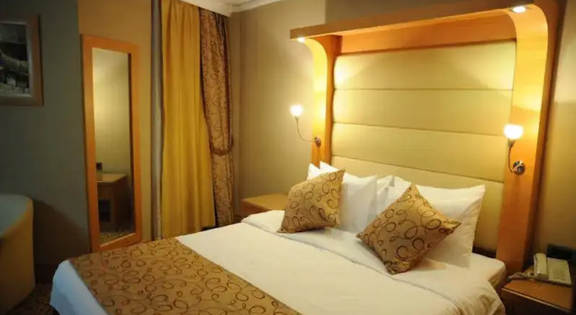 Economic Star Hotel, Varaa Hotelli Hotellit Marmara-alue pysäköinnillä, Pysäköinti