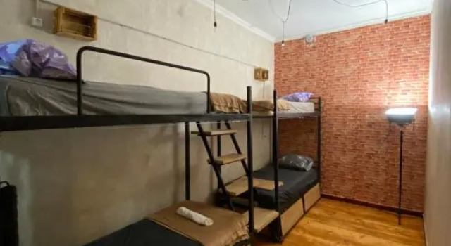 Traveler Hostel