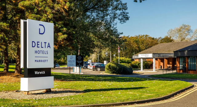 Номер Standard Delta Hotels by Marriott Warwick