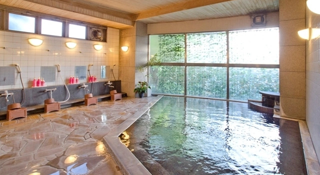 Кровать в общем номере (женский номер) ＹＵＦＵＩＮ　ＦＬＯＲＡＬ　ＶＩＬＬＡＧＥ　ＨＯＴＥＬ