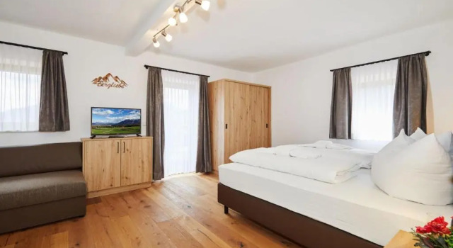 Gasthaus Ulrichshögl, Prenota Hotel Hotel a Baviera con parcheggio, Parcheggio