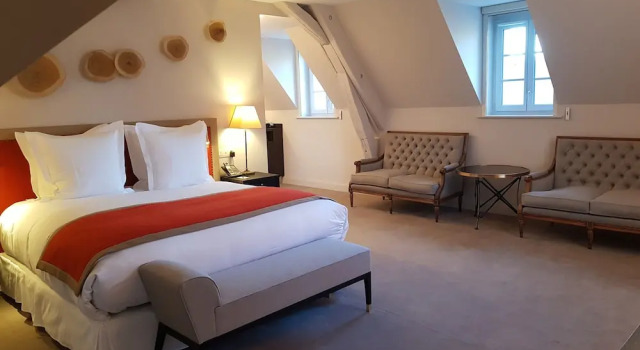 Полулюкс Château Saint-Jean, Relais & Châteaux