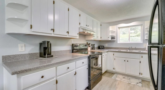 Коттедж Blairsville Beauty Near Hiking Trails & Vineyards