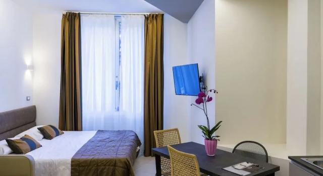 Студия Astoria Apartments