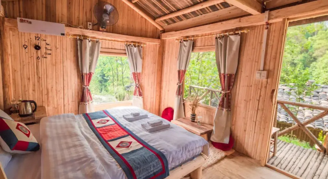 Then Pa Village, Boek Pension Loung Co Yunnan Province