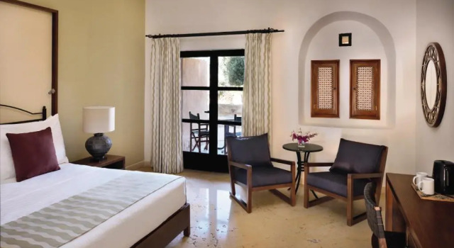 Двухместный номер Superior Mövenpick Resort & Spa Dead Sea