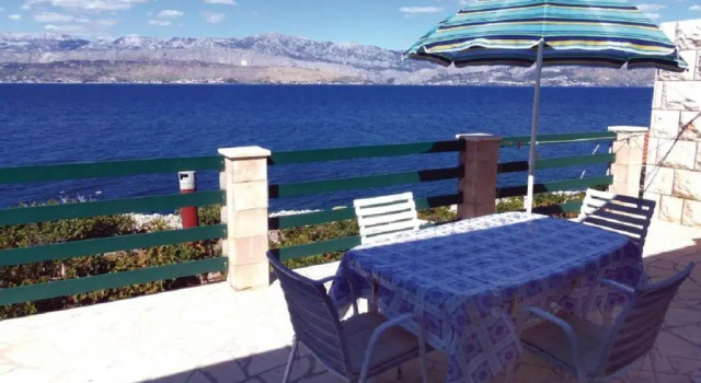 Apartment Natasa, Prenota Appartamento Hotel a Croatian Islands con parcheggio, Parcheggio