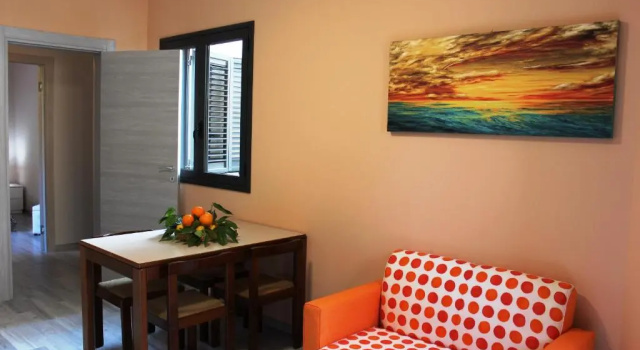 Re Sole la Dependance - Casa Vacanza M E R C U R I O, Buchen Sie Hotel Hotels in Sizilien mit Parkplatz, Parkplätze