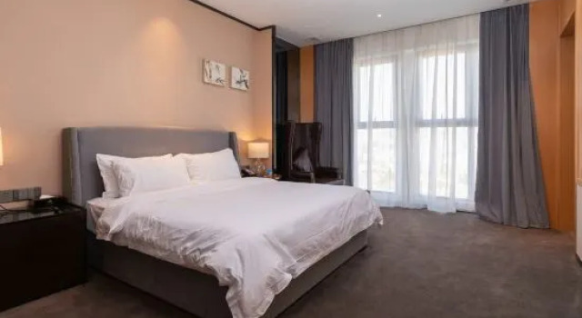 Люкс Executive KingStay Hotel