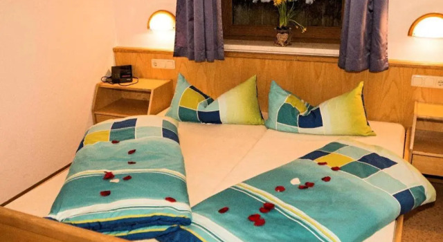 Freizeit- und Erlebnishof Schötz, Varaa Hotelli Hotellit Baijeri pysäköinnillä, Pysäköinti