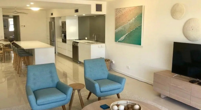 Апартаменты Premium с 2 комнатами с видом на море Camargue Beachfront Apartments
