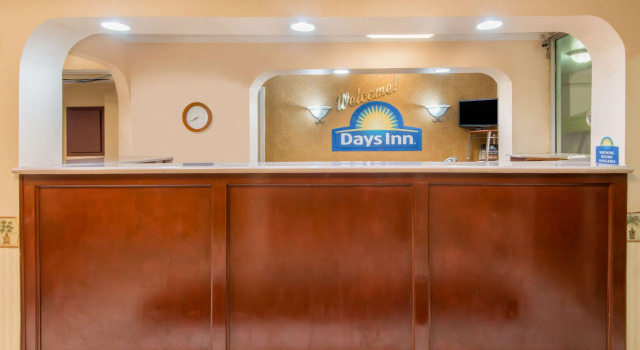 Days Inn by Wyndham Shorter