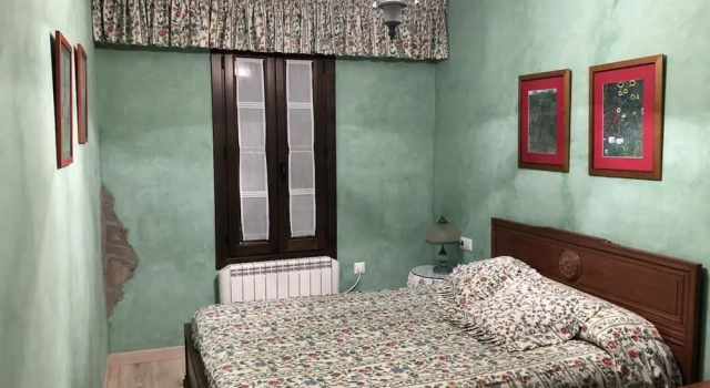 House With 3 Bedrooms in Sobás, With Wonderful Mountain View Near the Slopes, Book Hotel Hotels in Aragon with Parking, Parking