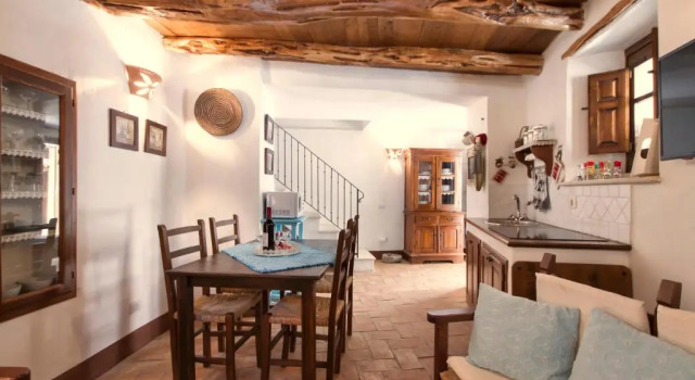 Коттедж с 2 комнатами Antiche Case in Pietra