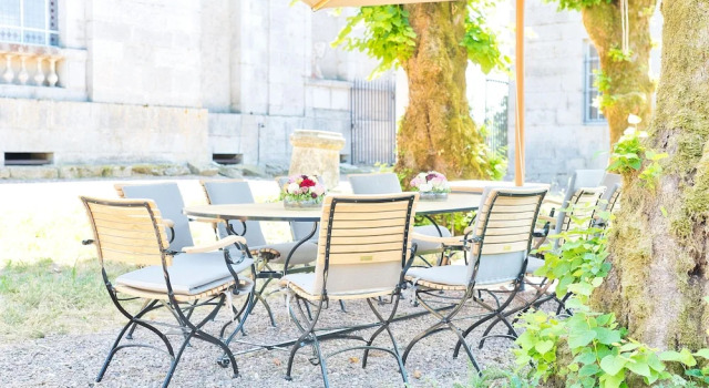 Château de Moncley, Book Hotel Chaucenne Burgundy