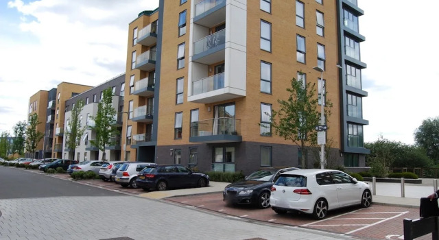 Cygnet House Kennet Island Apts by Ferndale, Varaa Hotelli Reading Berkshire