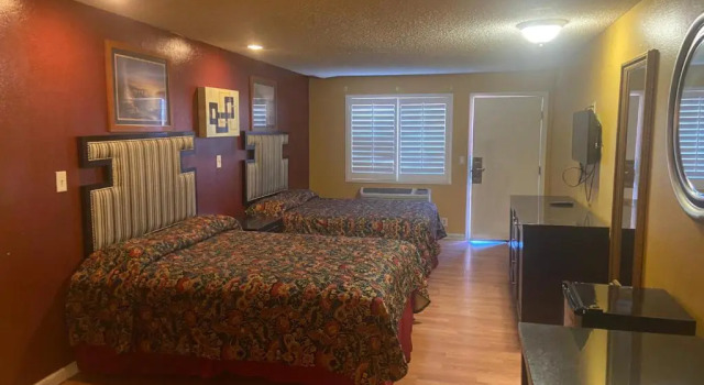Четырёхместный номер Standard SimpleStay Suites - Downtown San Bernardino