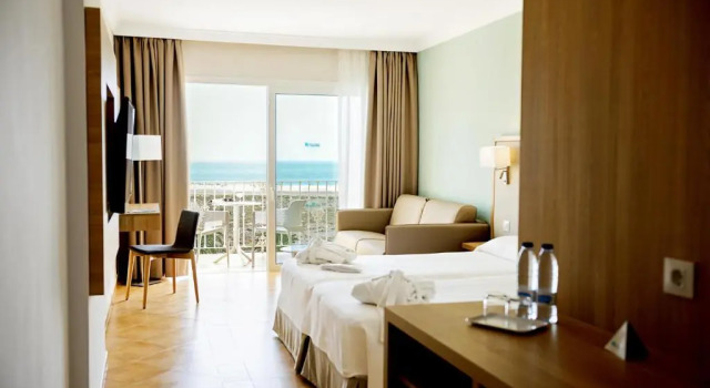 Полулюкс R2 Buganvilla Hotel & Spa