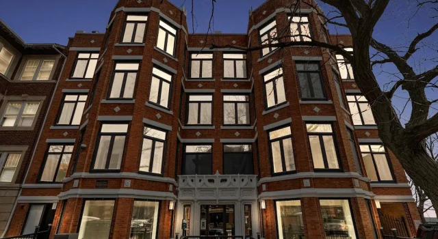 Modern Lakefront Retreat with Breathtaking Views! by AllSet Turnover, Varaa Hotelli Chicago 
