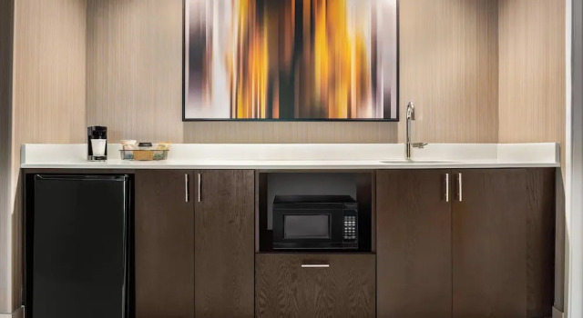 Люкс Courtyard by Marriott Dayton North