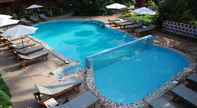 Sea Breeze Beach Resort Candolim, Goa, Book Hotel Hotels in Goa with a Pool, Swimming Pool