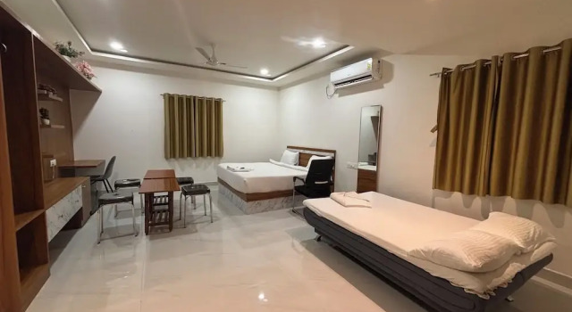 Номер Deluxe Athidhi Hotel & Suites