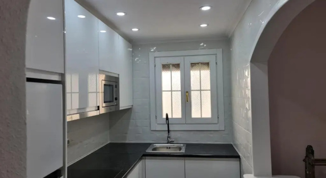 Centrally Located Apartment in the Beautiful Town of Los Alcazares - RDA28LA
