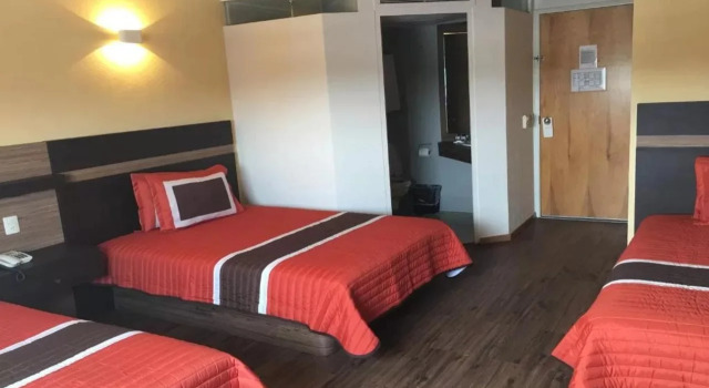 Ibeurohotel Guadalajara Expo, Rezerwuj Hotel Chapalita 