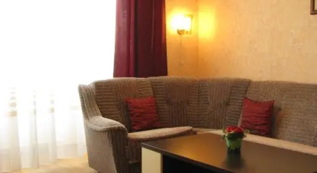 Guest house Usadba, Prenota Affittacamere Hotel a Volgograd Region con piscina, Piscina