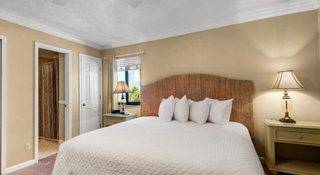 Crystal Villas by Wyndham Vacation Rentals, Book Hotel Destin Emerald Coast