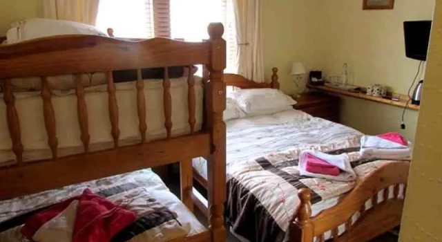 Четырёхместный номер Standard Marston House
