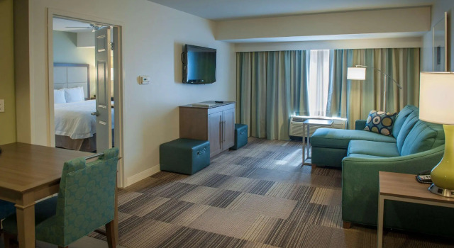Двухместный люкс c 1 комнатой Hampton Inn & Suites New Orleans/Elmwood