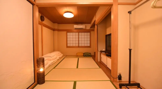 Коттедж с балконом Miyoshi Yoshifusa Tengachaya Osaka