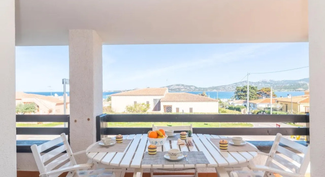Апартаменты La Lampara House in Cannigione