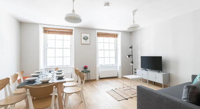 Апартаменты с 3 комнатами Stylish Stays by Russel Square