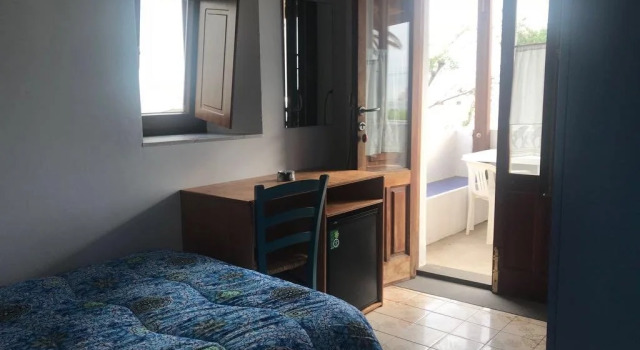 Pensione La Nassa, Book Guesthouse Hotels in Sicily with Parking, Parking