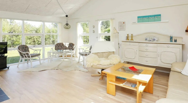 Enticing Holiday Home in Ålbæk near Beach, Забронировать Отель Отели Северной Ютландии 3 звезды, 3*