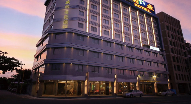 Fish Hotel Hualien