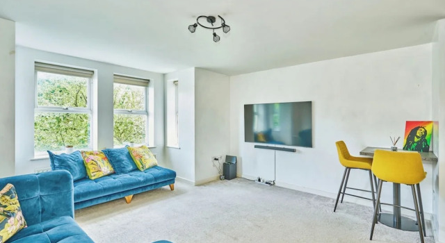 Апартаменты Charming 2-bedroom Flat in South Croydon