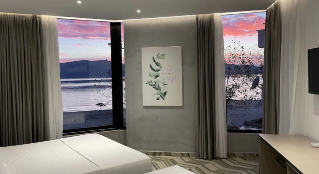 Sea & Sand Hotel