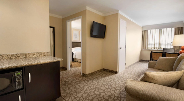 Embassy Suites Los Angeles - Glendale