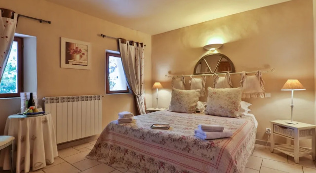 Двухместный номер Deluxe c 1 комнатой с видом на сад Le Domaine des Carmes & Spa