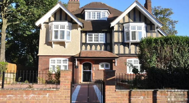 HomefromHolme Alban House, Забронировать Отель Сент-Олбанс Хартфордшир, рядом с St Albans &amp; Mid Hertfordshire Magistrates Court