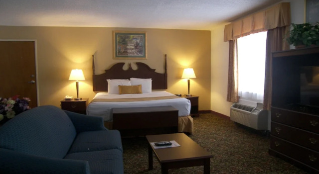 Двухместный люкс Baymont by Wyndham Mount Vernon Renfro Valley