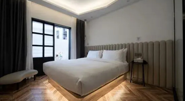 Люкс c 1 комнатой The  Ananas Hotel (Greenlake Branch)