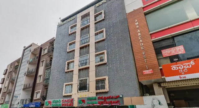 Capital O 82296 Safari Rooms, Забронировать Отель Отели штата Карнатаки 3 звезды, 3*