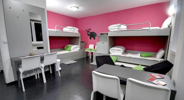 MC Hostel Brezice, Book Hostel / Vandrerhjem Hostels i Posavje, Hostel / Vandrerhjem