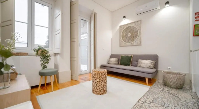 Апартаменты Nomads Bonjardim City Flats